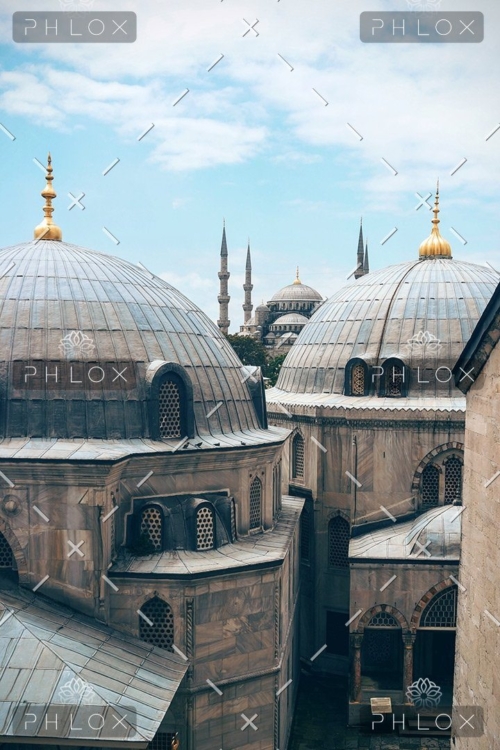 demo-attachment-28-daniel-burka-104041-unsplash